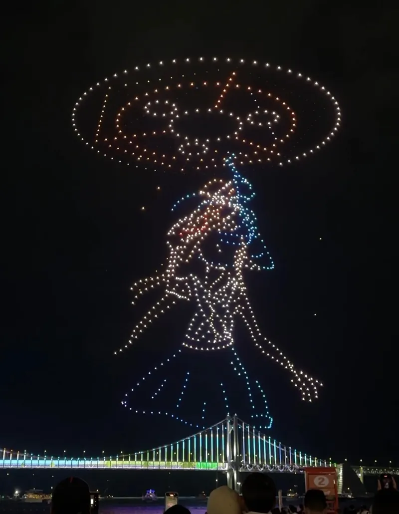 [Suyeong, Busan] Gwangalli Beach: 30 seconds of ocean view, drone show, and fireworks festival 17