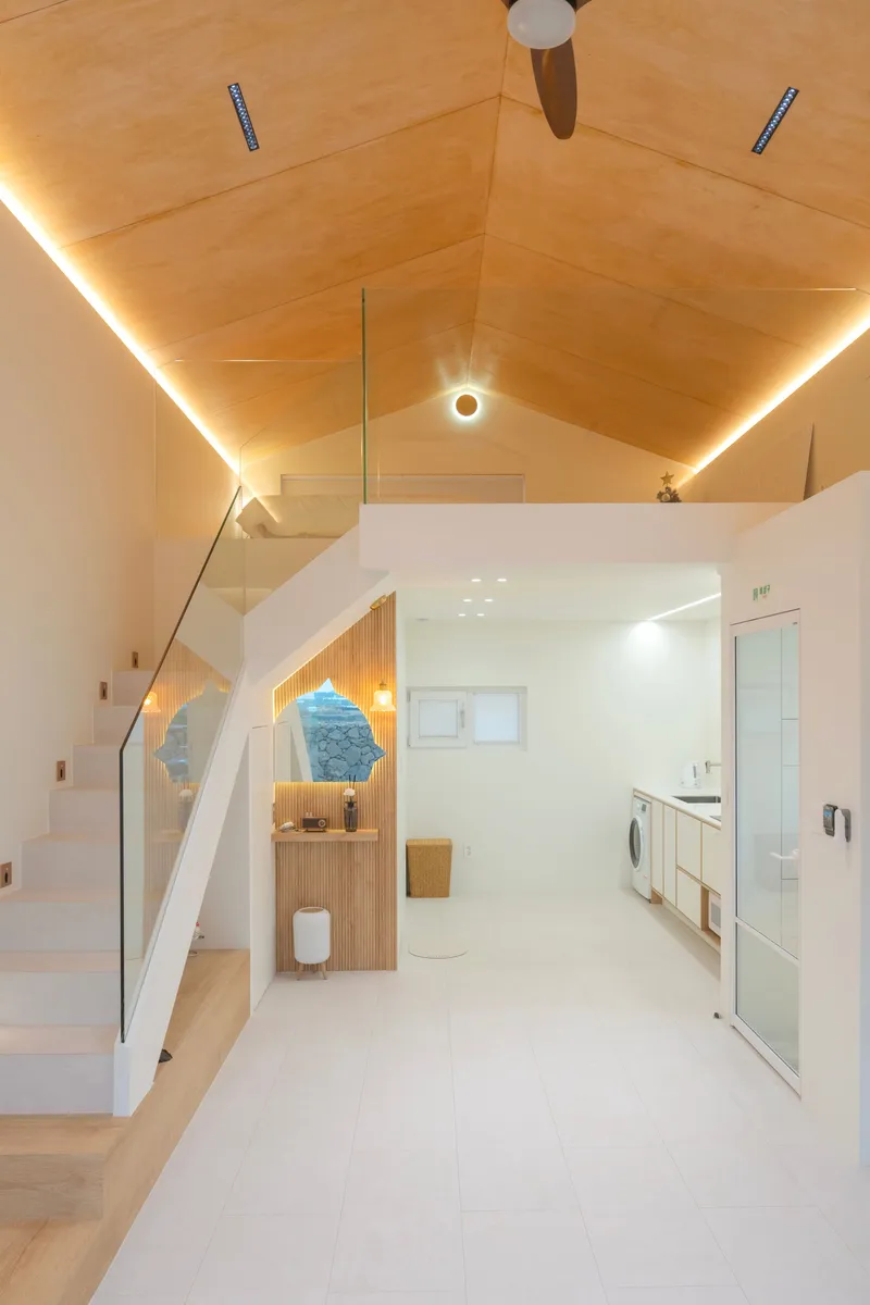 [Aewol, Jeju] Private single-family home with a charming pink jacuzzi, Building A 12