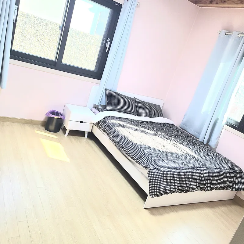 [Yangyang] Jumunjin, 5 minutes from the beach, 350 pyeong building, 50 pyeong 2nd floor detached house 3