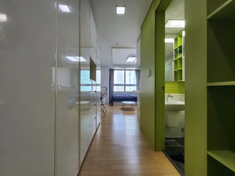 [Gangnam, Seoul] Officetel near Yeoksam Station 2