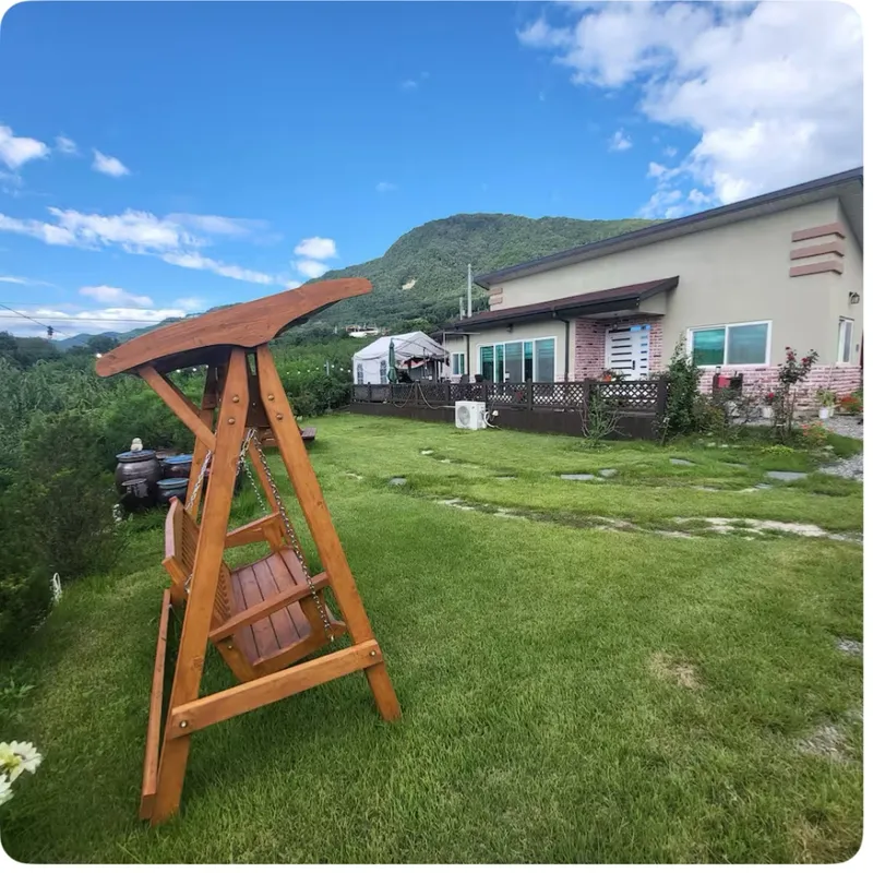 [Chuncheon] View restaurant Soyang River independent pension 9
