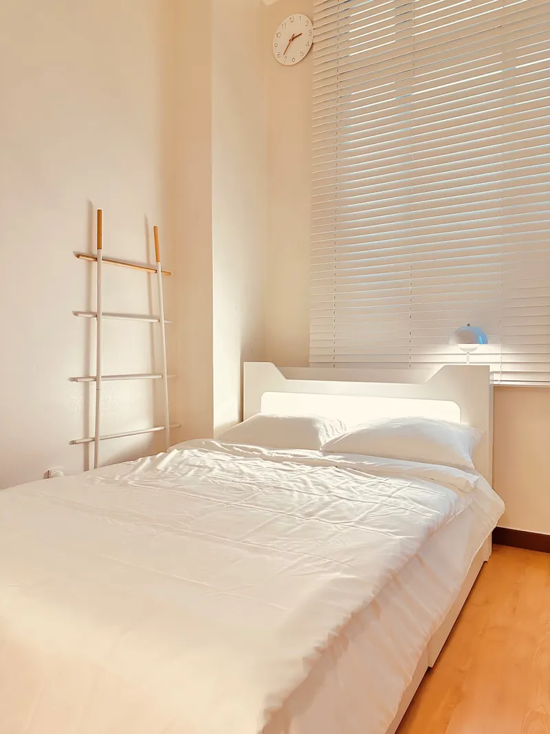 [Songpa, Seoul] Samjeon Station on Line 9. Close to the station, 2-minute walk, 2 beds, 4 people! 3