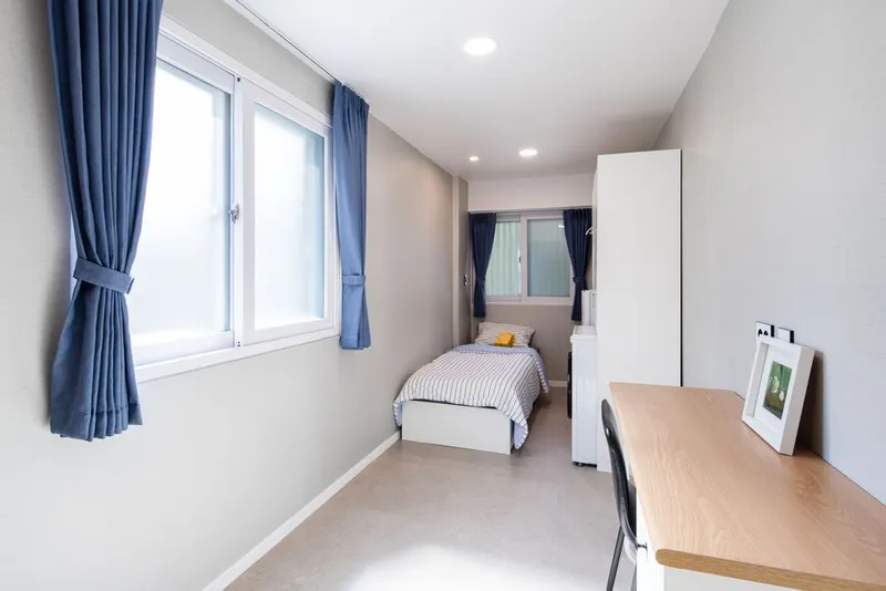 [Gwanak, Seoul] Fully furnished gosiwon premium room near Seoul National University Entrance and Naksungdae Station on Line 2 3