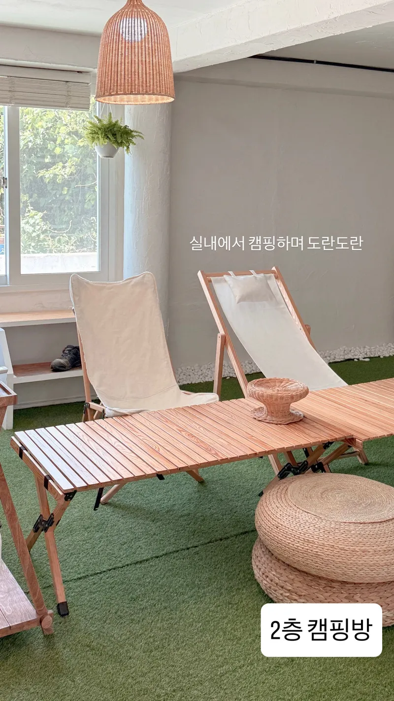 [강원 동해] 논골담길 묵호바다 품은 복층 감성숙소 26