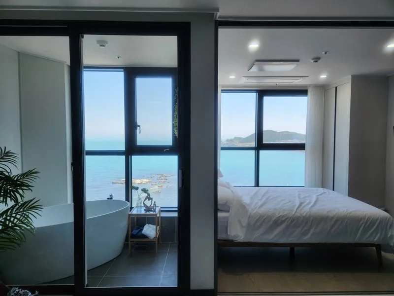 [Gijang, Busan] Full ocean view. Private bathtub. Workcation. Healing. Month-long stay 3
