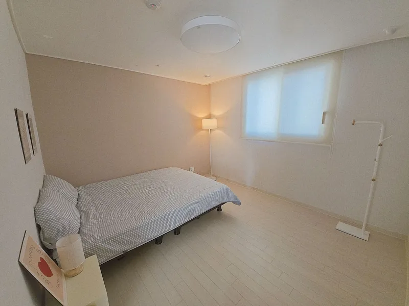 [Gangdong, Seoul] 25 pyeong 3-room apartment 1 minute from Godeok Gangil Station 4