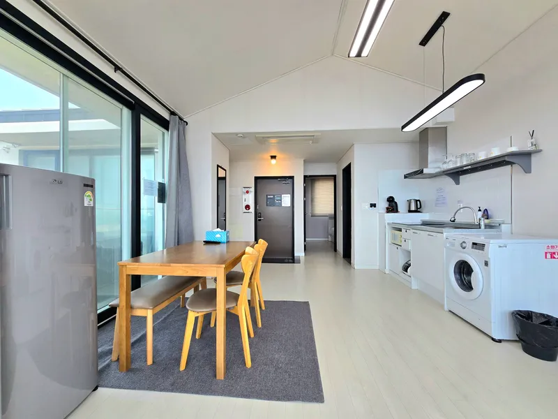 [Aewol, Jeju] Ocean view/Modern style separate two-room, terrace whirlpool spa. 3rd floor, E type 13
