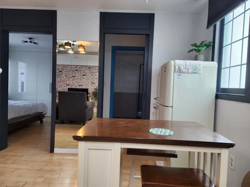 [Gujwa, Jeju][Jeju Gimnyeong] Yellow house next to Gimnyeong Cheonggulmul #Right in front of Gimnyeong sea 12