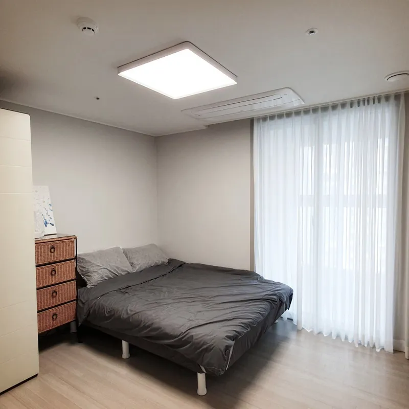 [Yeongdeungpo, Seoul] 3-room apartment with convenient parking near Military Manpower Administration Station 2