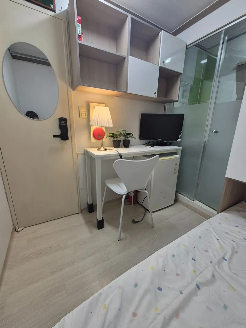 [Songpa, Seoul] A cozy room with a private bathroom near Jamsil Samjeon Station 8