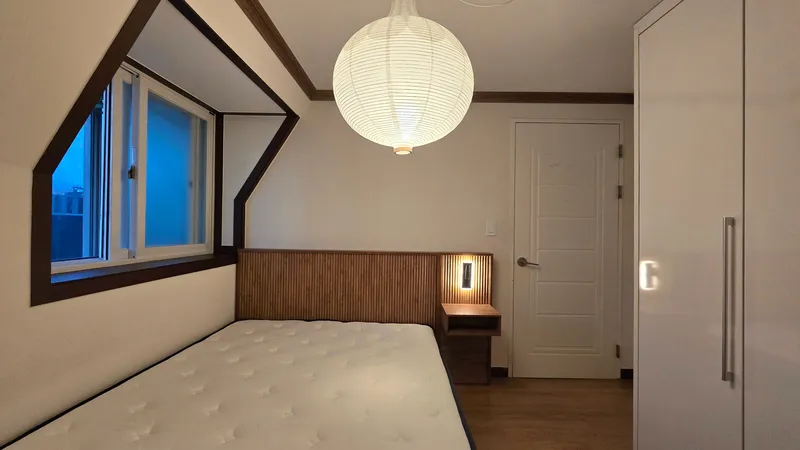 [Gangnam, Seoul] One-room apartment with a living room and a nice view of Yeoksam Station 2
