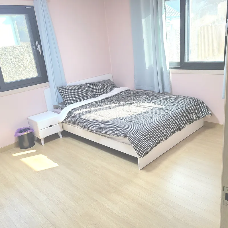 [Yangyang] Jumunjin, 5 minutes from the beach, 350 pyeong building, 50 pyeong 2nd floor detached house 4