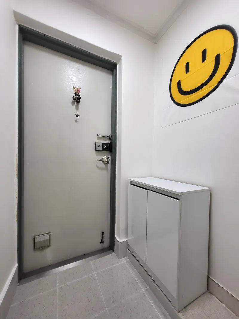 [Suyeong, Busan] 3 minutes from Gwangan Station, a beautiful and happy home with a class A queen bed and large TV~ 13