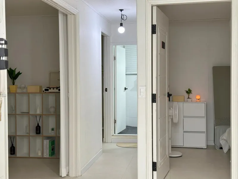 [Yongsan, Seoul] Haebangchon. Noksapyeong 5 min walk Itaewon 3 room 23