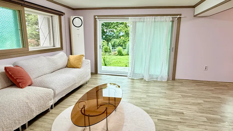 [Miryang] 140 pyeong wide independent yard in Mountain View, all fenced detached house #Dogs allowed 6