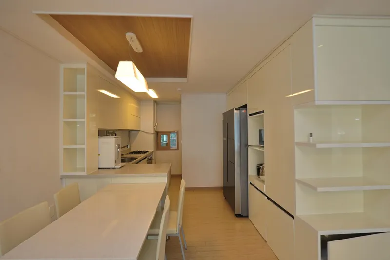 [Geoje] 34 pyeong top floor three-room with full option of mountain and sea view 12