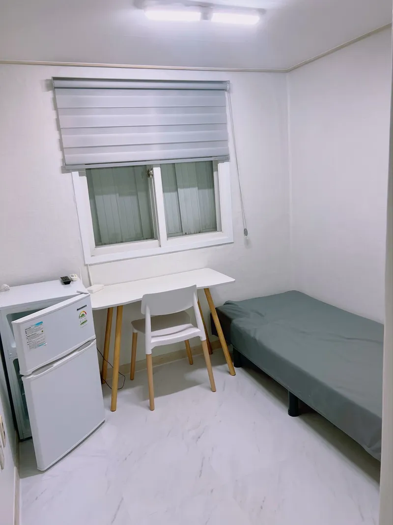 [Buk-gu, Gwangju] Chonnam National University Back Gate Cost-effective One-Room Apartment 203 6