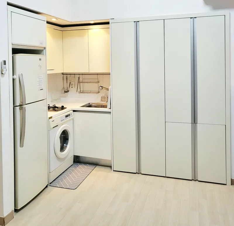 [Gangseo, Seoul] Airport, Deungchon, 1-minute walk from Gangnam Line 9 Station, accommodates 4 people 8