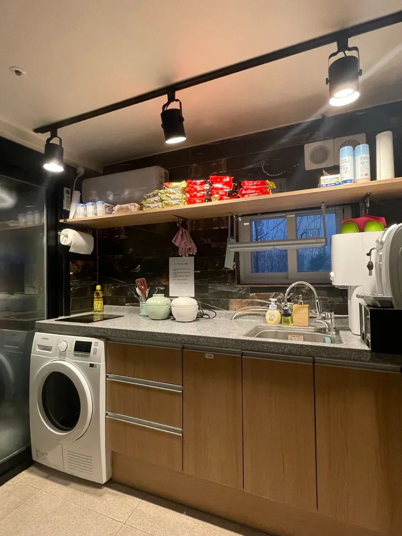 [Songpa, Seoul] 5 minutes walk from Garak Market Station 6