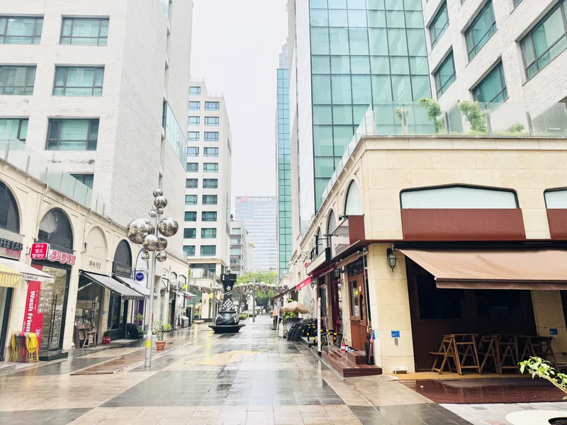 [Seongnam] 5 minutes walk from Jeongja Station! Pangyo Station, Jeongja-dong hot place location! 20