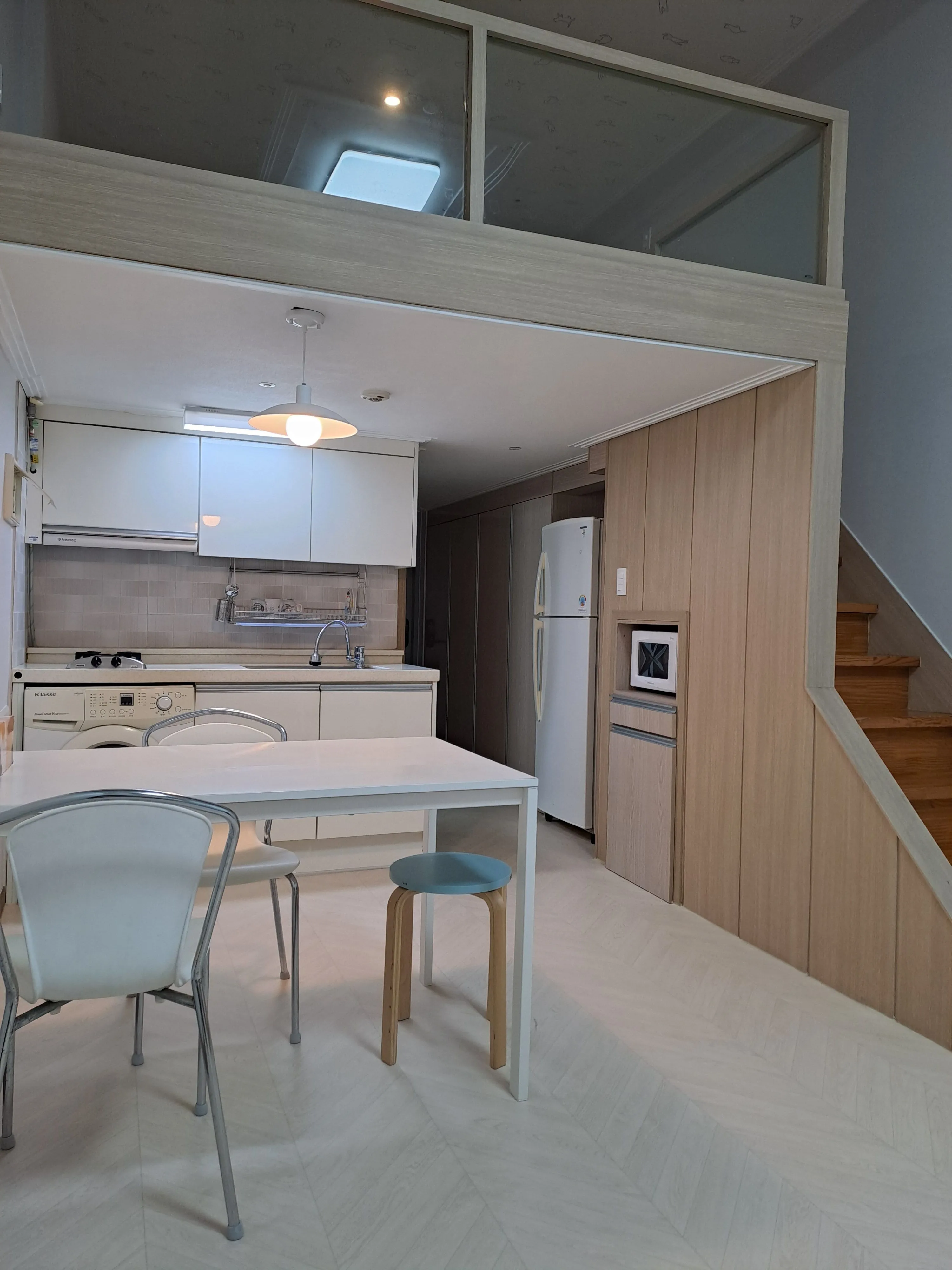 Studio in Asan, Chungnam — 33m², sleeps 2, 1 bath