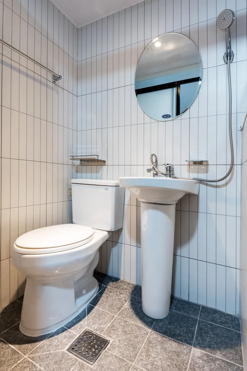 [Songpa, Seoul] 5 minutes walk from Garak Market Station 5