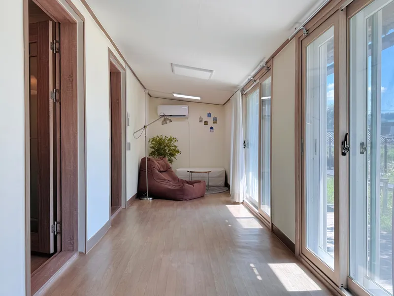 [Bonghwa] A yellow house with a spacious yard in a forest village 11