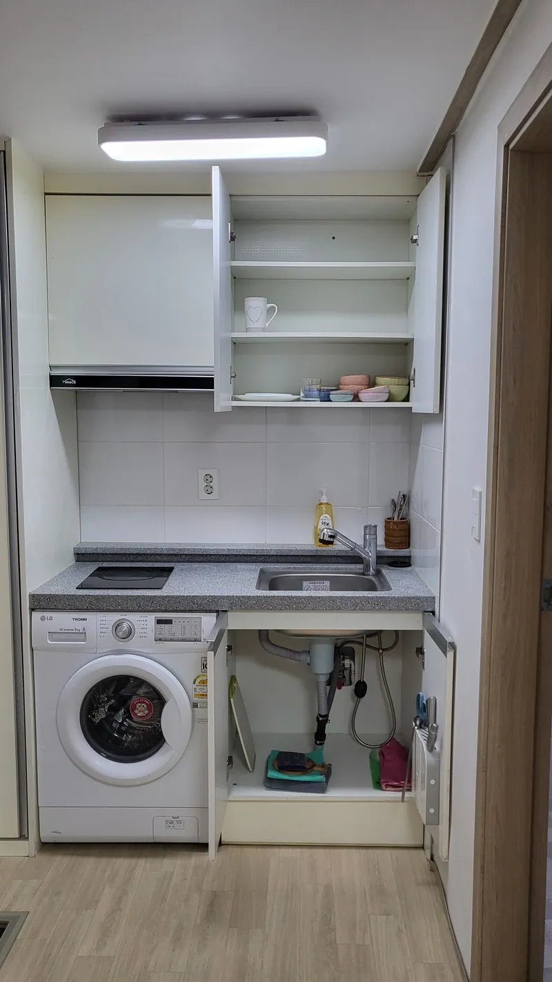 [Seongbuk, Seoul] One-room single-person accommodation 2 minutes from Sangwolgok Station 104 6
