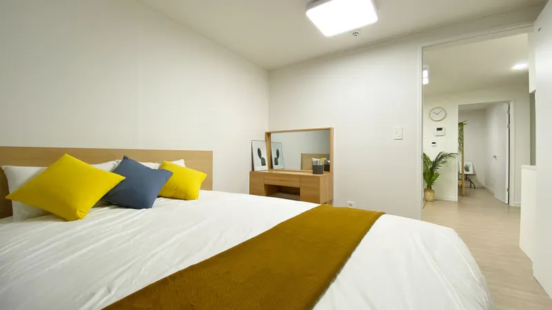 [Gangnam, Seoul] #303 Samseong-dong Antique 2-room apartment, walking distance to COEX, tight security 5