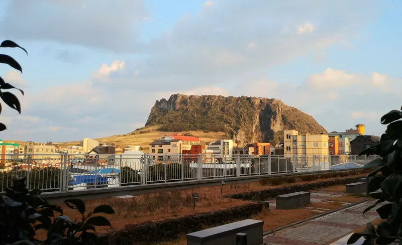 [서귀포 성산] 성산일출봉뷰와 매력적인 테라스를 가진 따라비한달 22