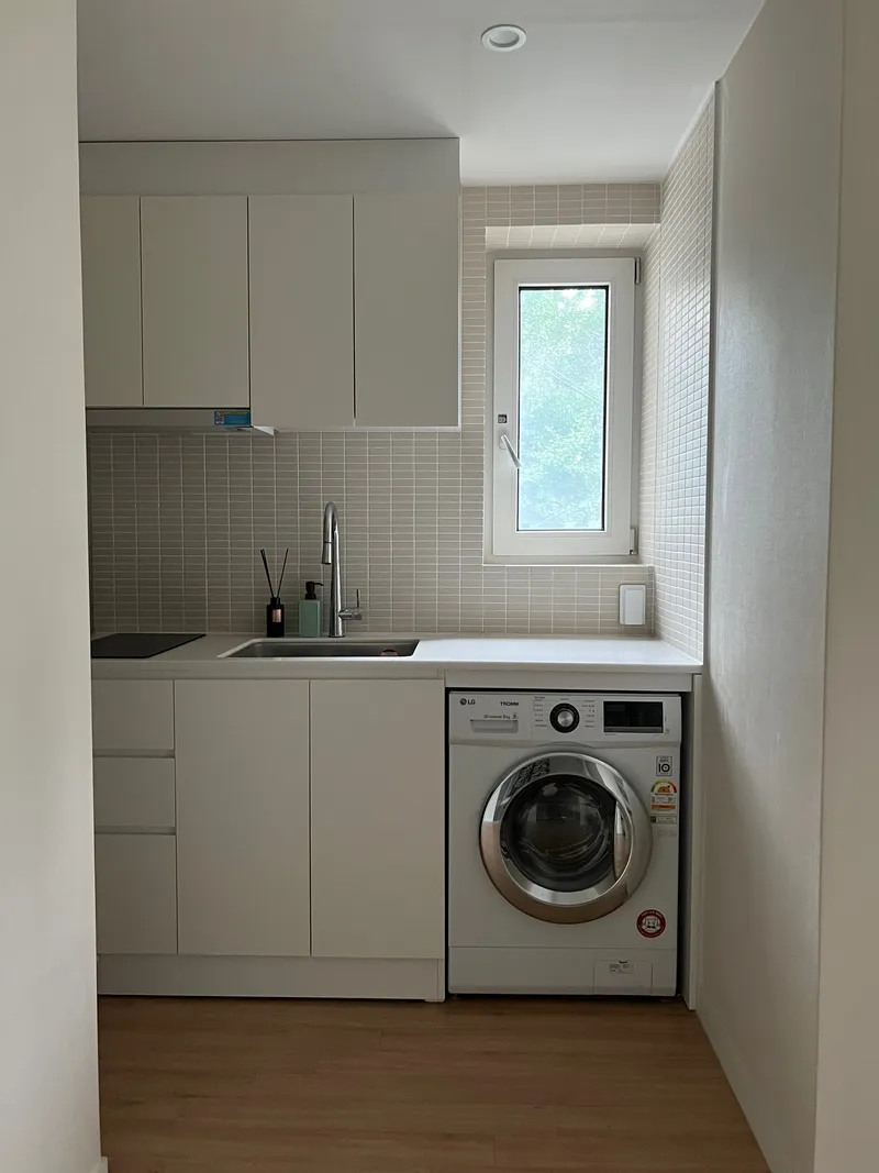 [Seongdong, Seoul] A pretty one-room apartment next to Songjeong Embankment Road and Jungnangcheon Stream 6