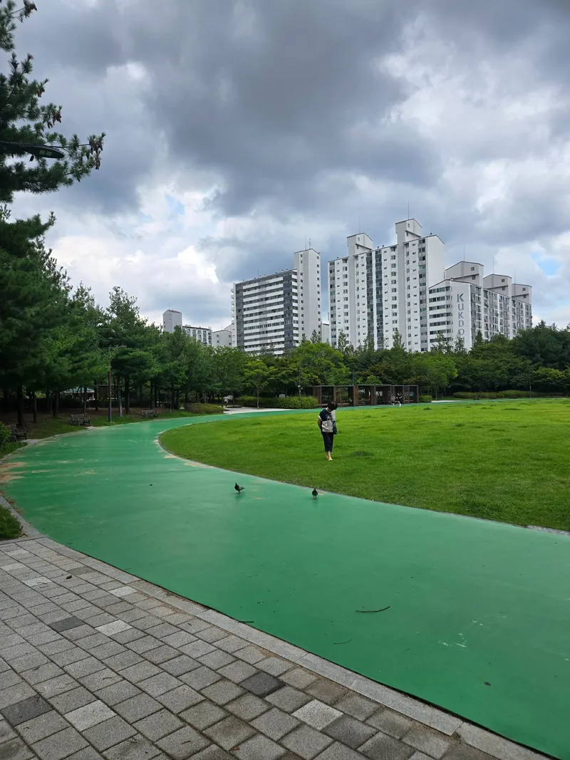 [서울 성동] 신금호역 공원을품은 3룸 2욕실 3층 23
