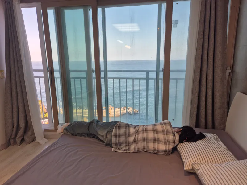 [Buk-gu, Ulsan] Ocean view studio right in front of Gangdong Beach 4