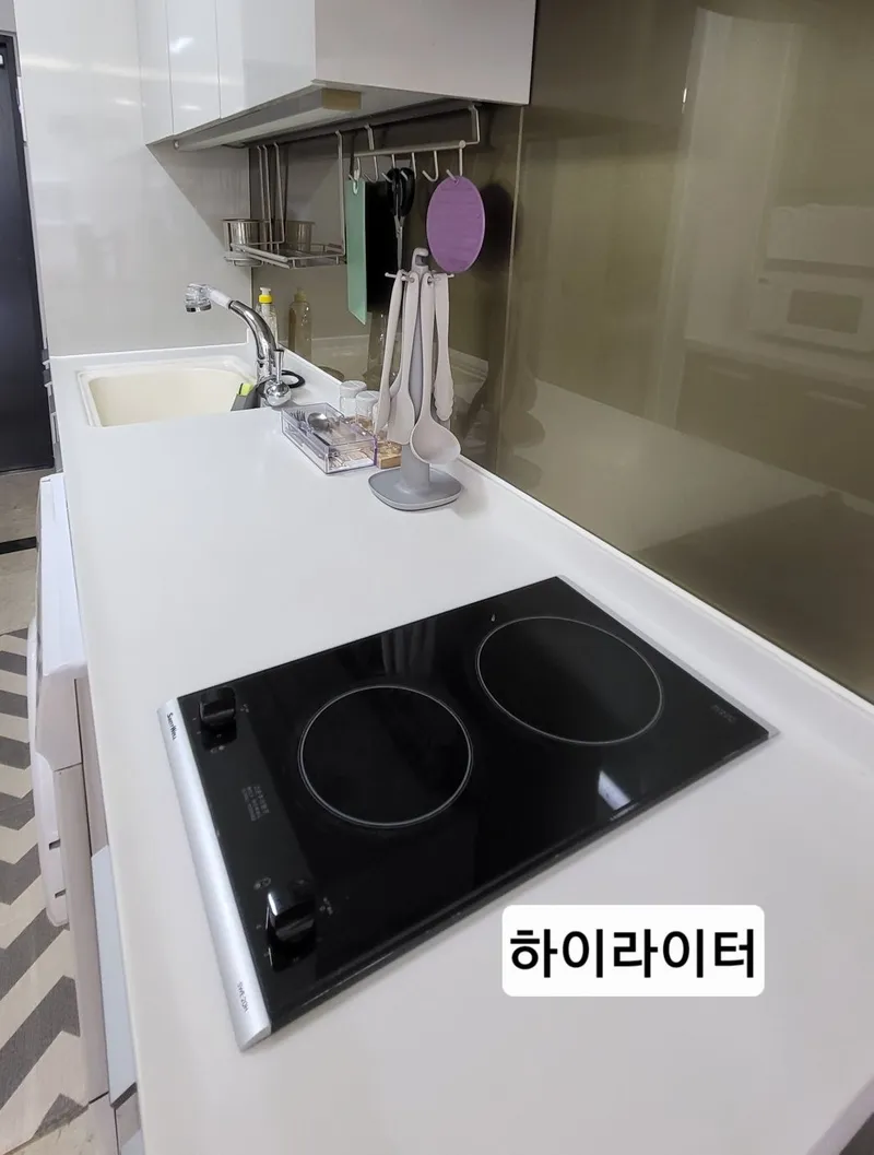 [서울 서초] 강남역 30초 / 12평 오피스텔 / 침대 2개 7