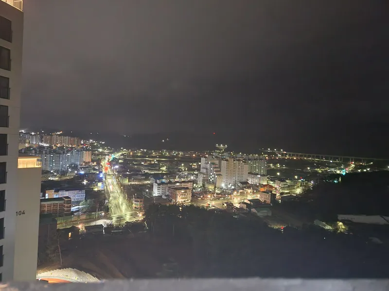 [강원 동해] 호텔보다 쾌적한# 초고층 신축# 도서관 옆 조용한 힐링숙소 3