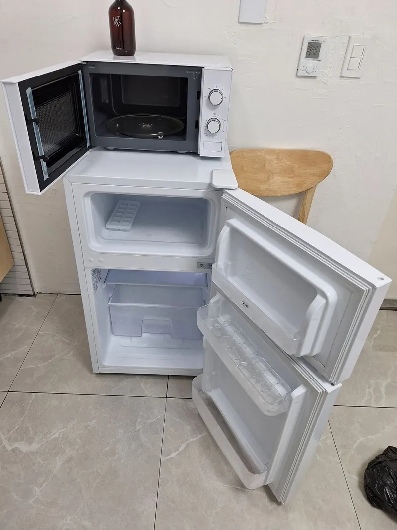 [Eunpyeong, Seoul] Neat white and gray studio, 3rd floor studio about 3 minutes from Yeonsinnae Station 7