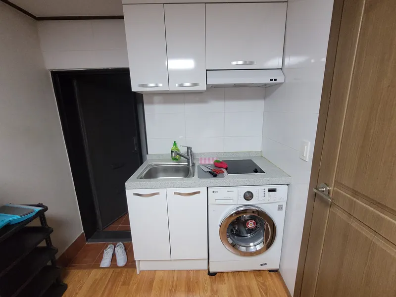 [Dongjak, Seoul] One-room apartment c201, 10 minutes walk from Noryangjin Station 7
