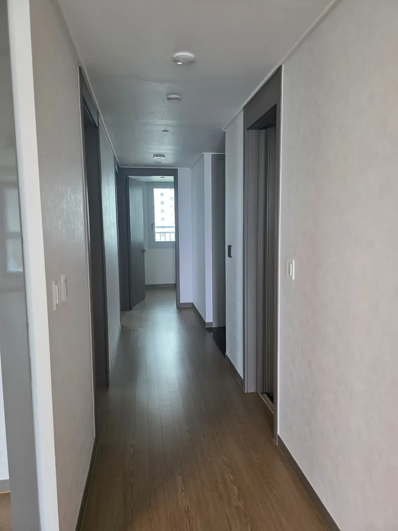 [Yeonsu, Incheon] 10-person ocean view full air conditioning 35 pyeong newly built 4-room apt 19
