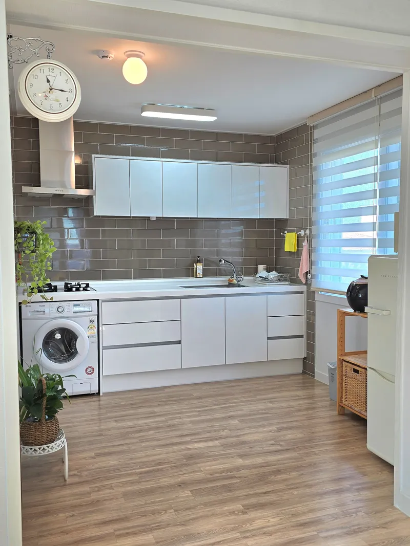 [Gujwa, Jeju] A one-minute walk from the beach. A one-month stay at Kimnyeong Doldamjip (outer building). 11