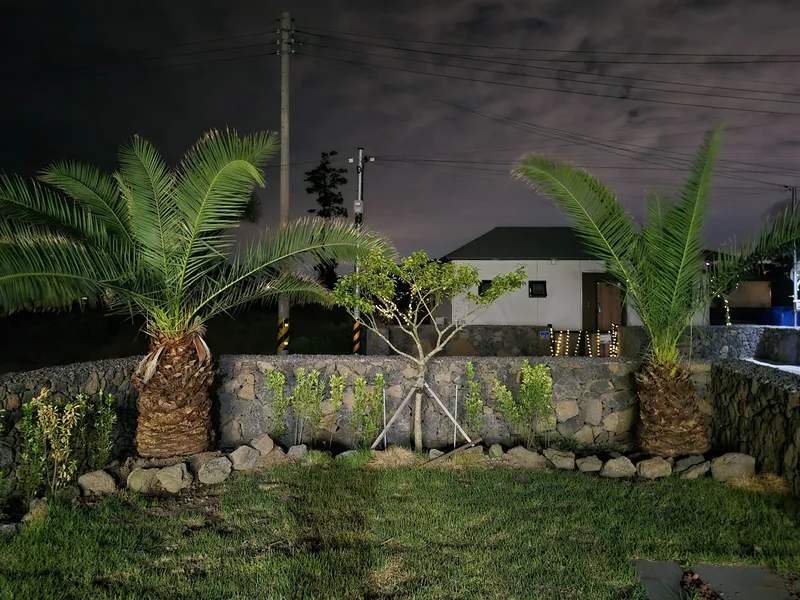 [Hangyeong, Jeju] A newly built two-room stone house with a stone wall and lawn in a quiet countryside near the sea. 22