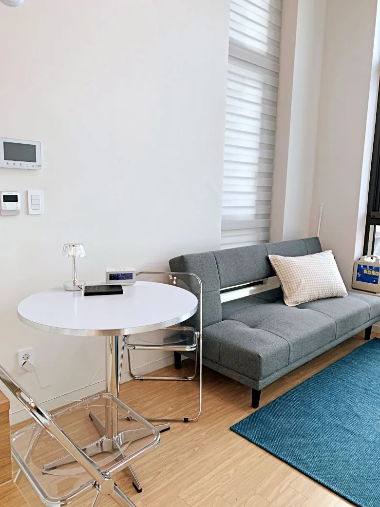 [Gwanak, Seoul] Sindaebang Station Full-option duplex street-side security excellent 2
