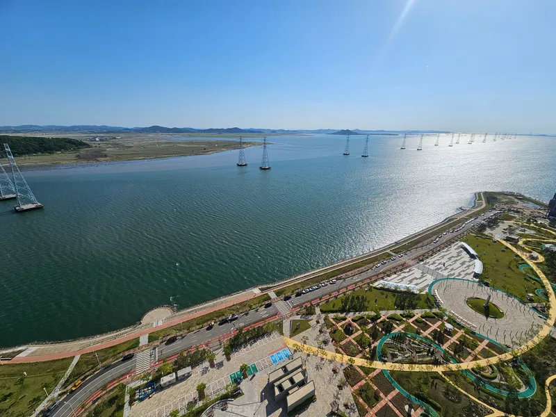 [Ansan] 28th floor officetel with ocean view bedroom on Banwol Island 26