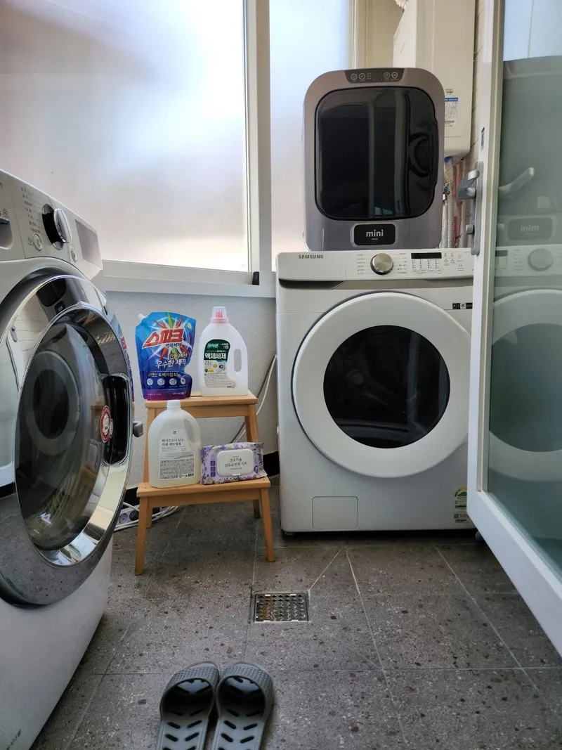 [Suwon][Suwon Paldal] Quiet and cozy accommodation within walking distance of Banghwasuryujeong 28