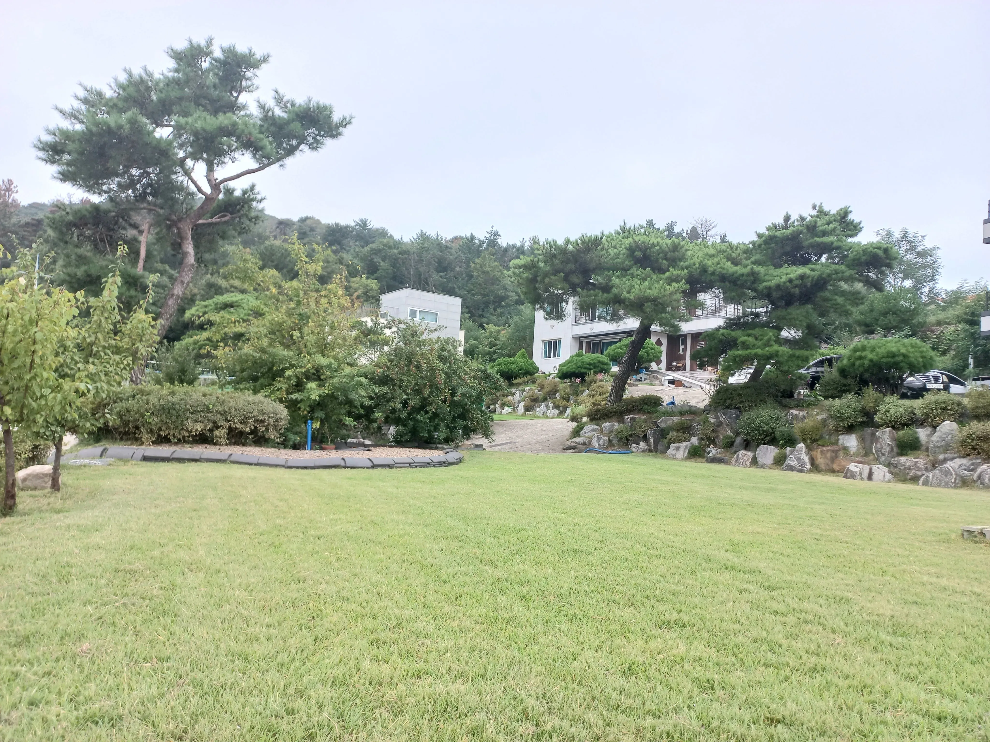 Hyeongok-myeon Two-Bedroom Countryside House