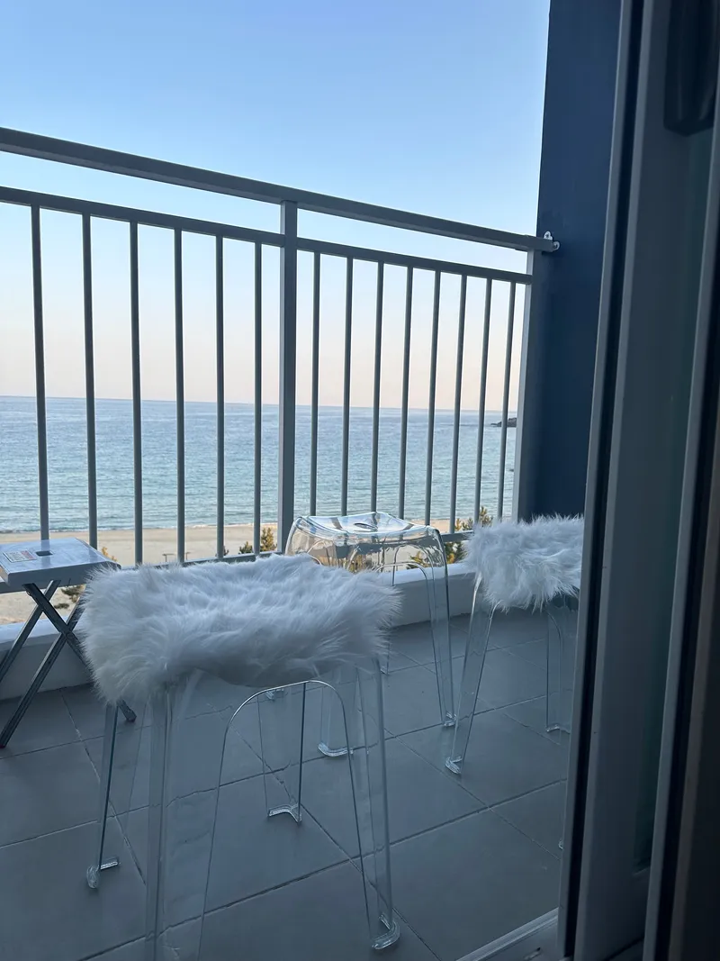 [Yangyang] 30-second walk to the beach / Frontal ocean view / Atmospheric accommodation with the sound of waves right in front 12