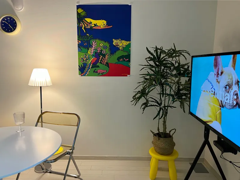 [Jung-gu, Daegu] 1 minute from Dongseong-ro/Full option/One room/Safe space/Netflix/Residence/ 11