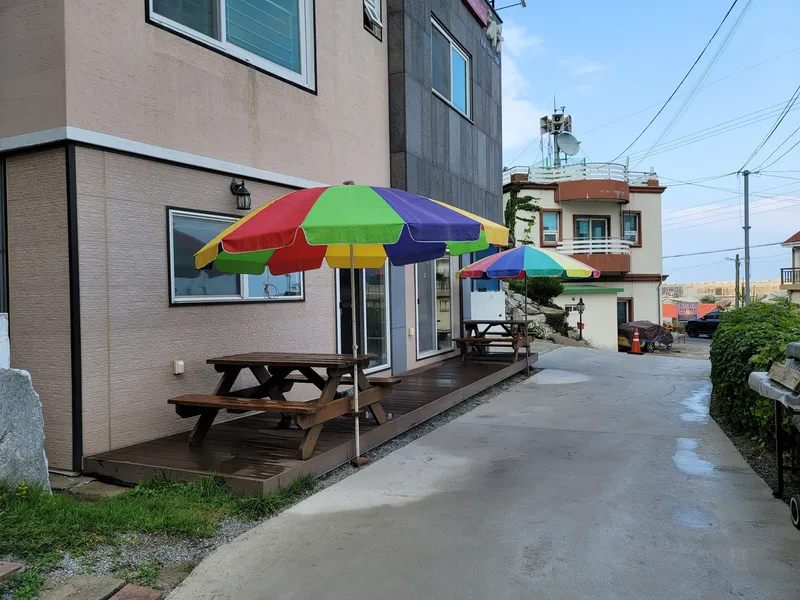 [Yangyang] 3-story building right in front of the beach, beach fishing village (2nd floor, room 202) bed 29