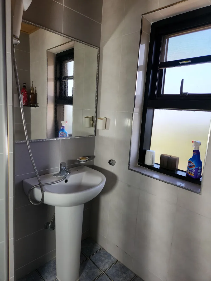 [Namwon, Seogwipo] 204, 2nd floor, wide window, cool view, 6 pyeong party room, Hanok style 7