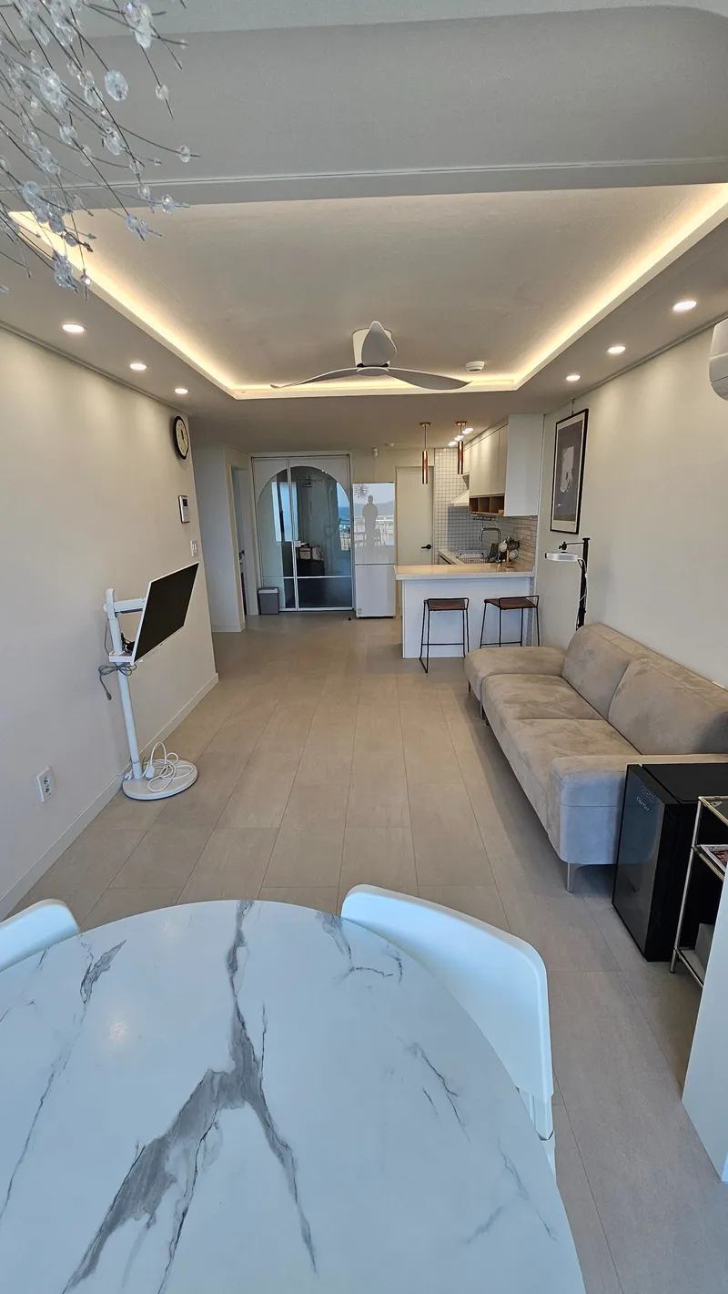 [Yangyang] #20 pyeong#Surf Beach#High-rise ocean view pool interior apartment 15