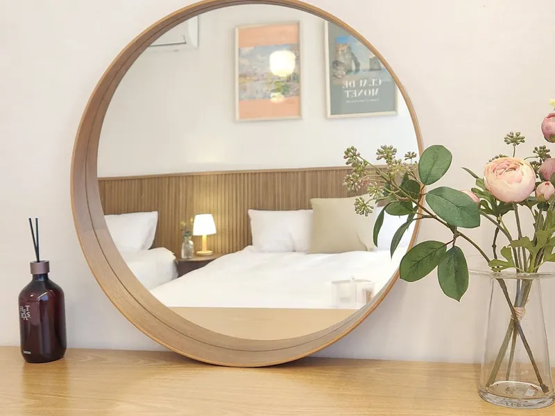 [Mapo, Seoul] 3-minute walk from Ewha Womans University Station, up to 5 people, 3 beds, fully equipped two-room with washing and drying facilities 5